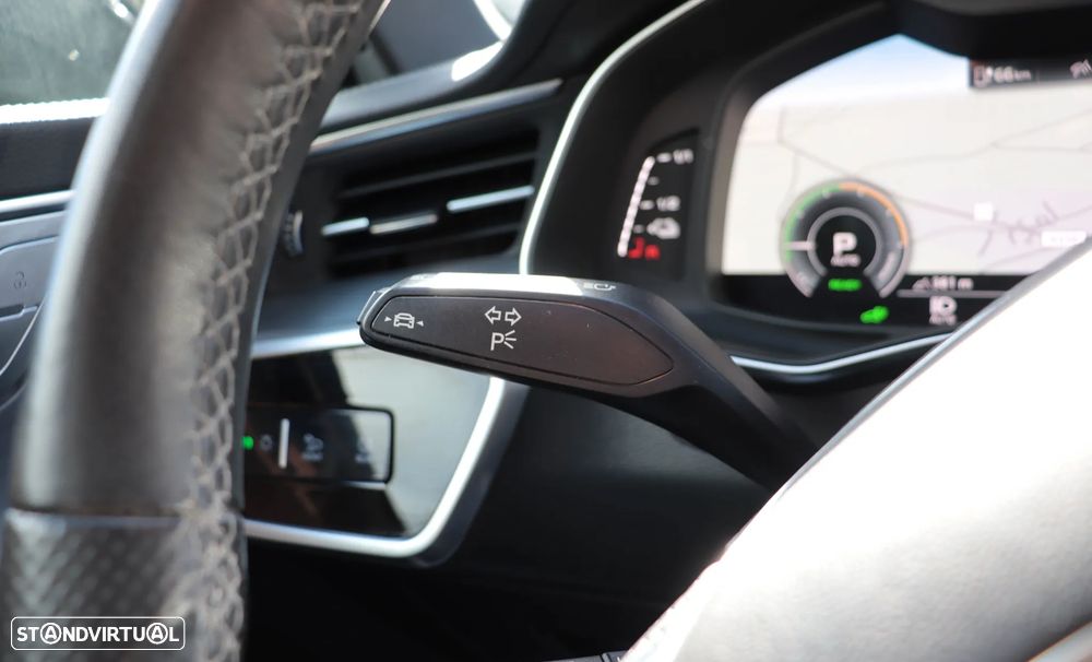 Audi A6 55 TFSI e quattro S tronic S line - 32