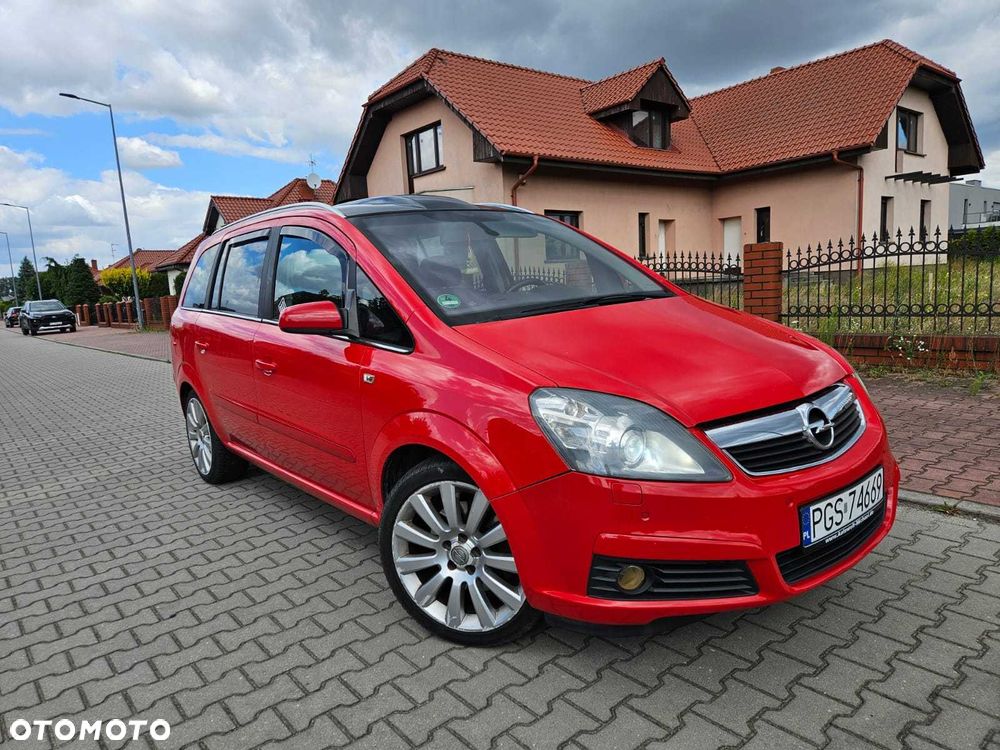 Opel Zafira - 1