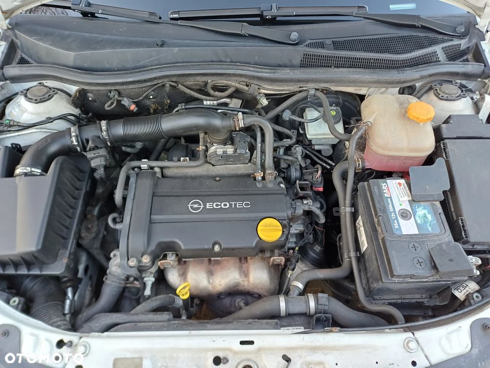 Opel Astra 1.4 Cosmo - 25