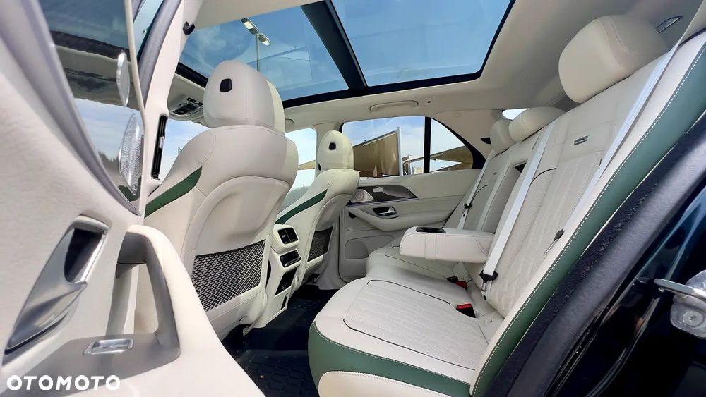 Mercedes-Benz GLE - 16