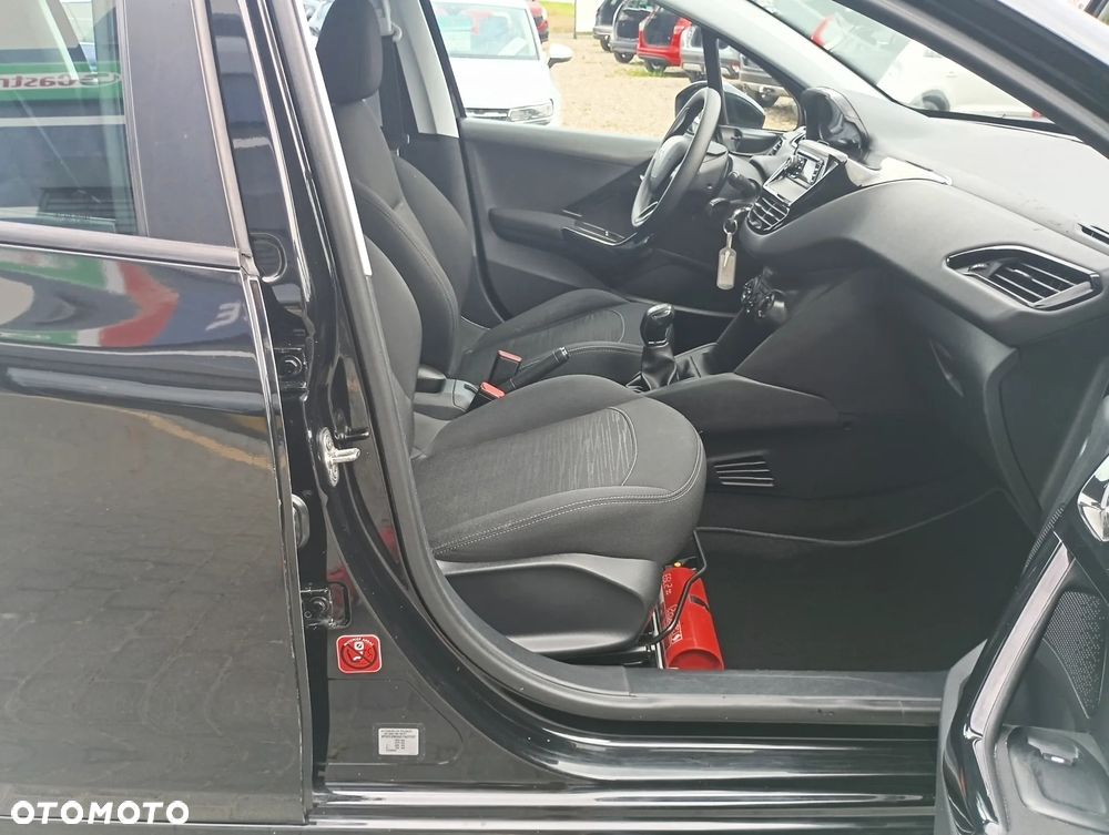 Peugeot 208 68 VTI Access - 33