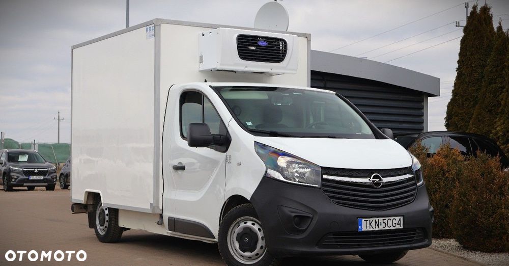 Opel Vivaro - 1