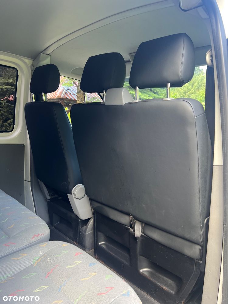 Volkswagen Transporter - 16