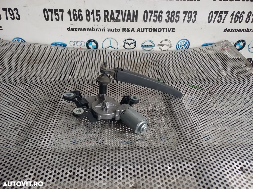 Motoras Stergator Haion Hayon Vw Golf 5 Hatchback - Dezmembrari Arad - 1