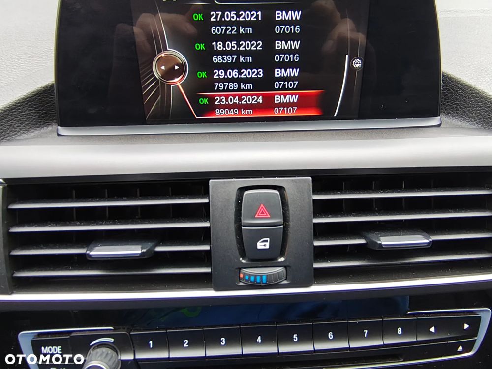 BMW Seria 1 118d xDrive Edition Metropolitan - 19