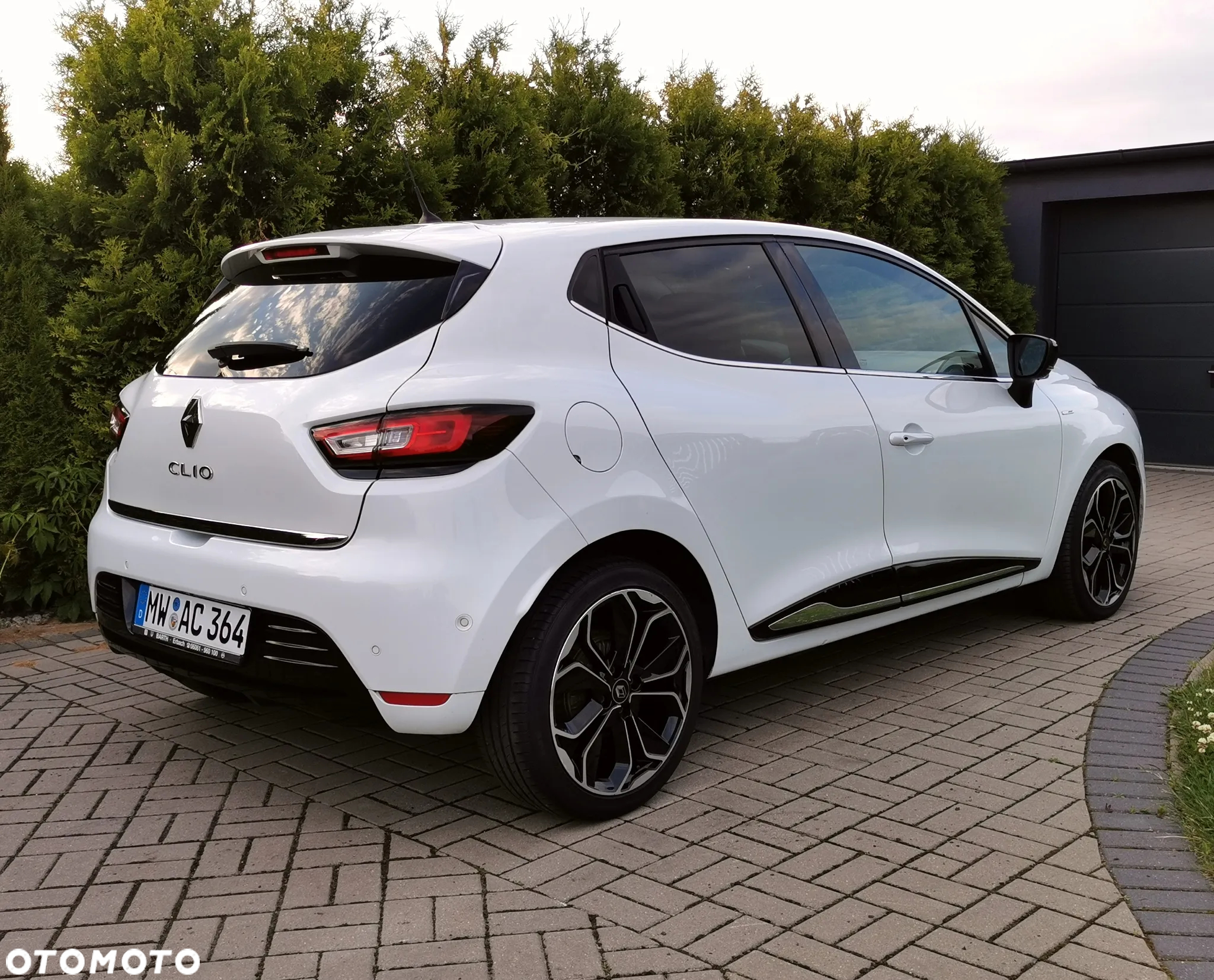 Renault Clio (Energy) TCe 90 Bose Edition - 8