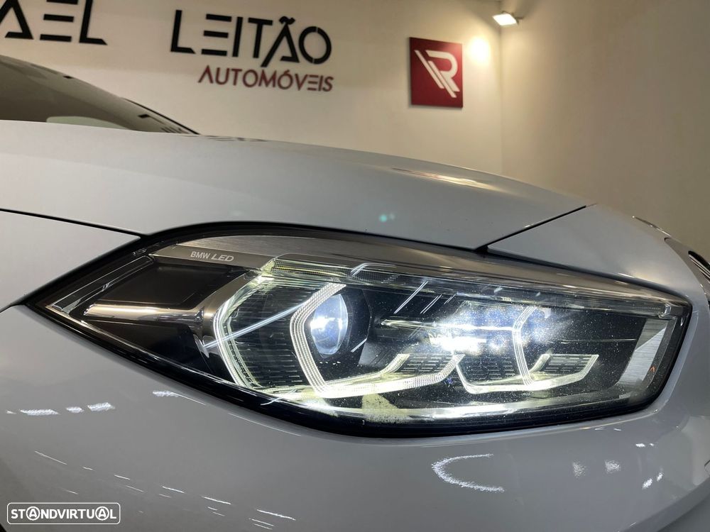 BMW 116 d Pack Desportivo M - 10