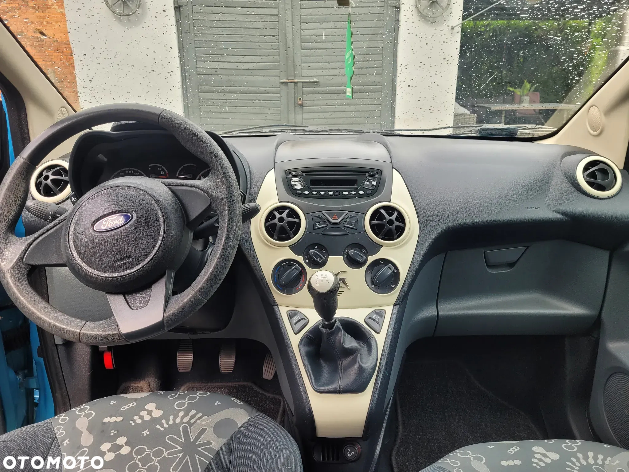 Ford KA 1.2 Titanium (air2) - 3