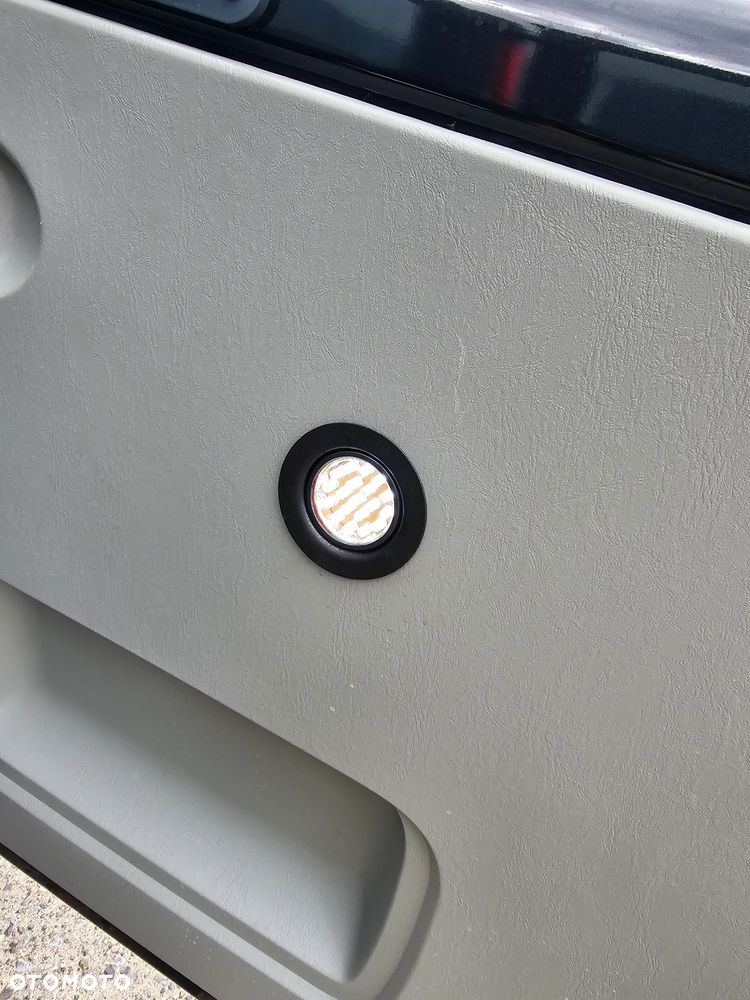 Opel Vivaro - 25