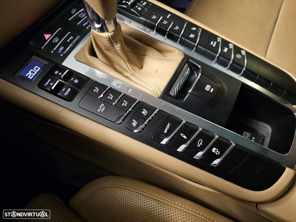 Porsche Macan S - 19