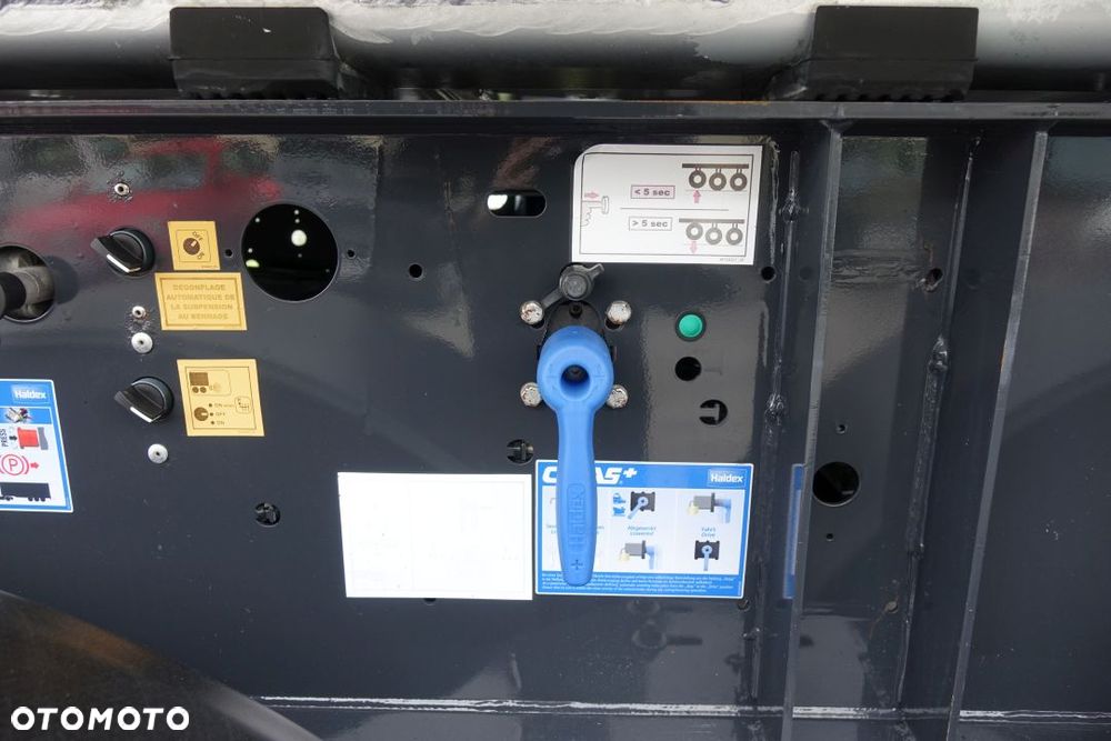 Fruehauf WYWROTKA 28m3 / OSIE SAF / OŚ PODNOSZONA / HYDROKLAPA / SZYBER ZBOŻOWY / ELEKTRYCZNA PLANDEKA - 28
