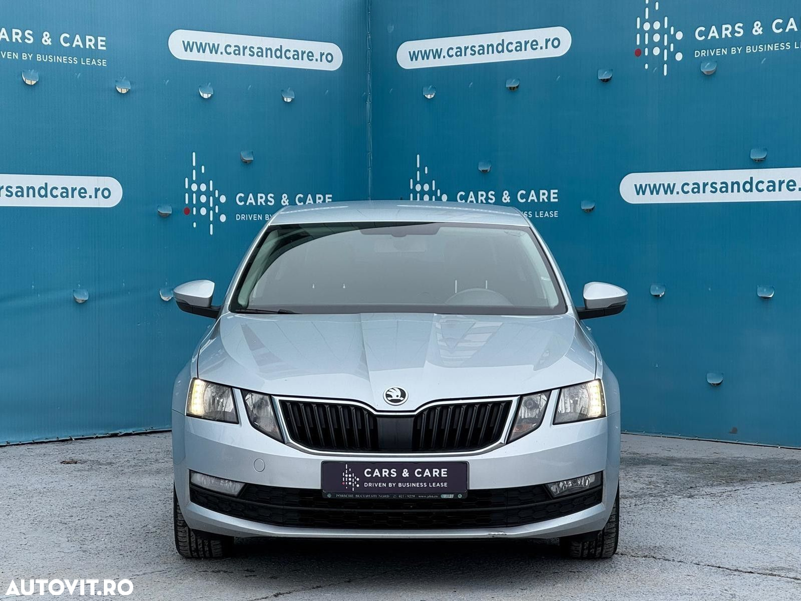 Skoda Octavia - 2