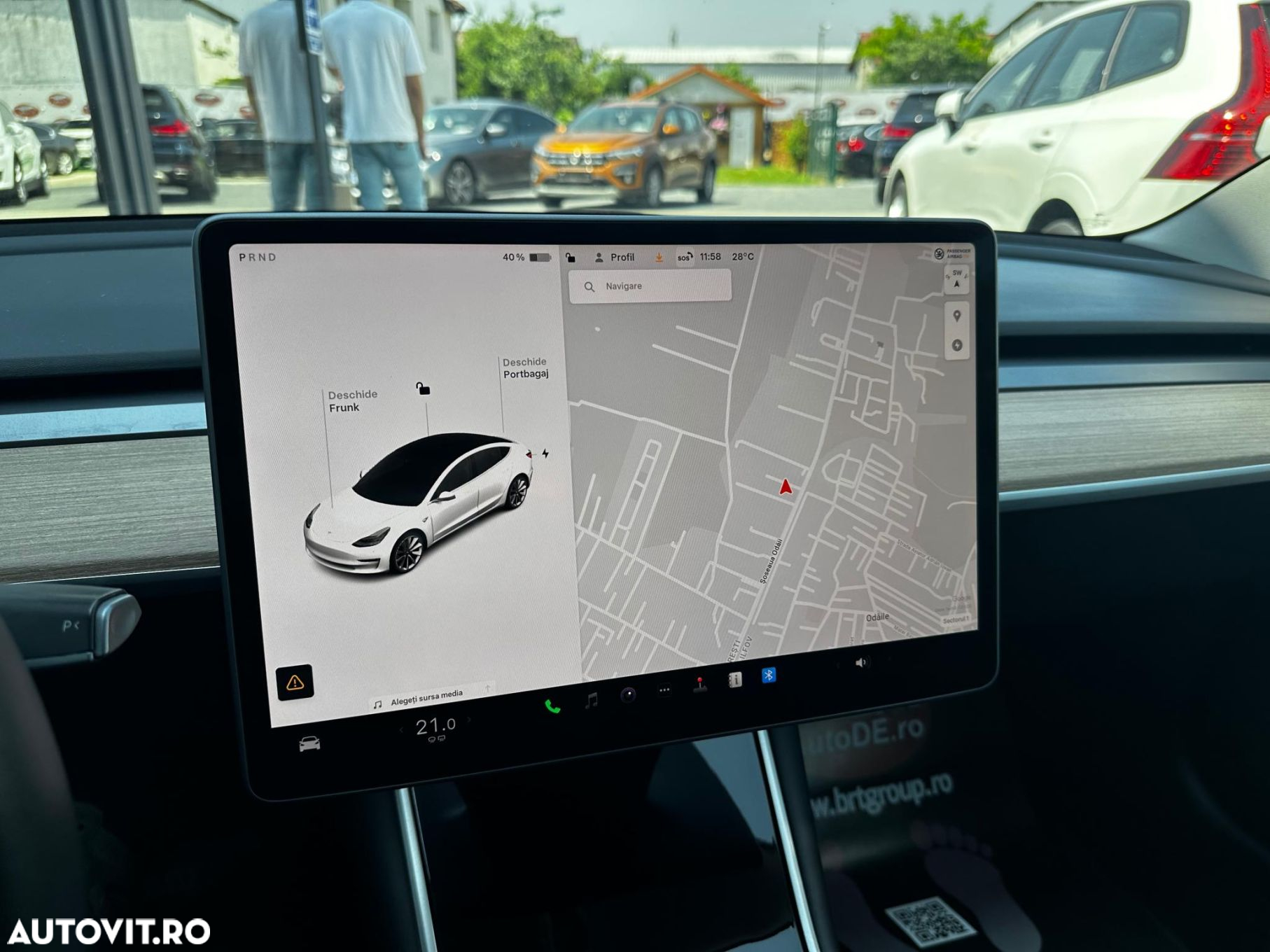 Tesla Model 3 Standard Reichweite Plus Hinterradantrieb - 11