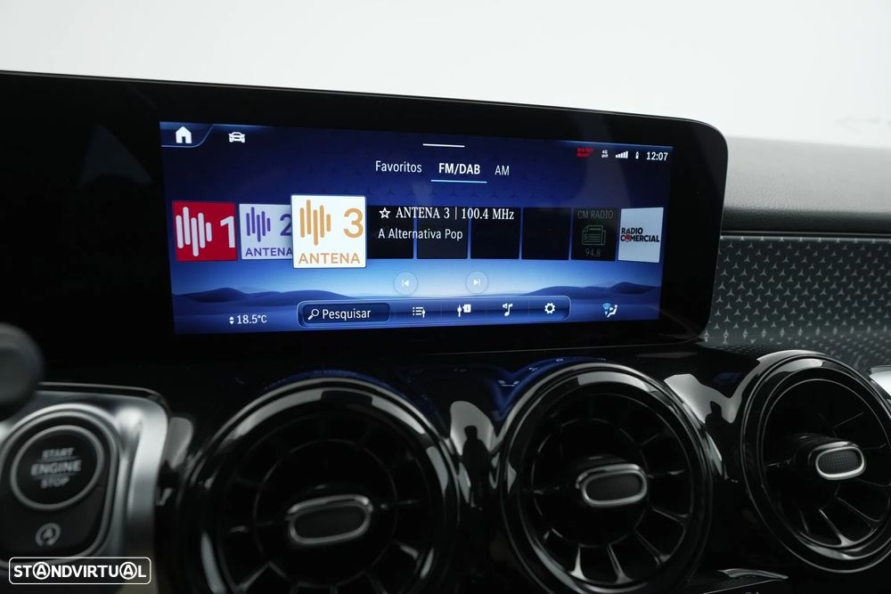 Mercedes-Benz GLB 200 Standard - 18