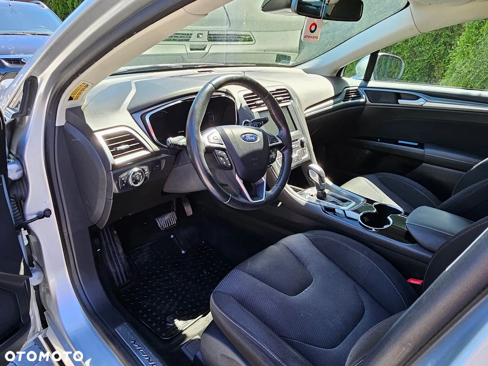 Ford Mondeo 2.0 EcoBlue Titanium - 21