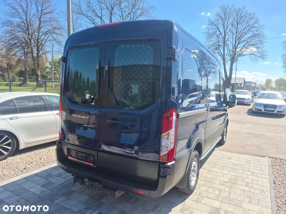 Ford Transit - 12