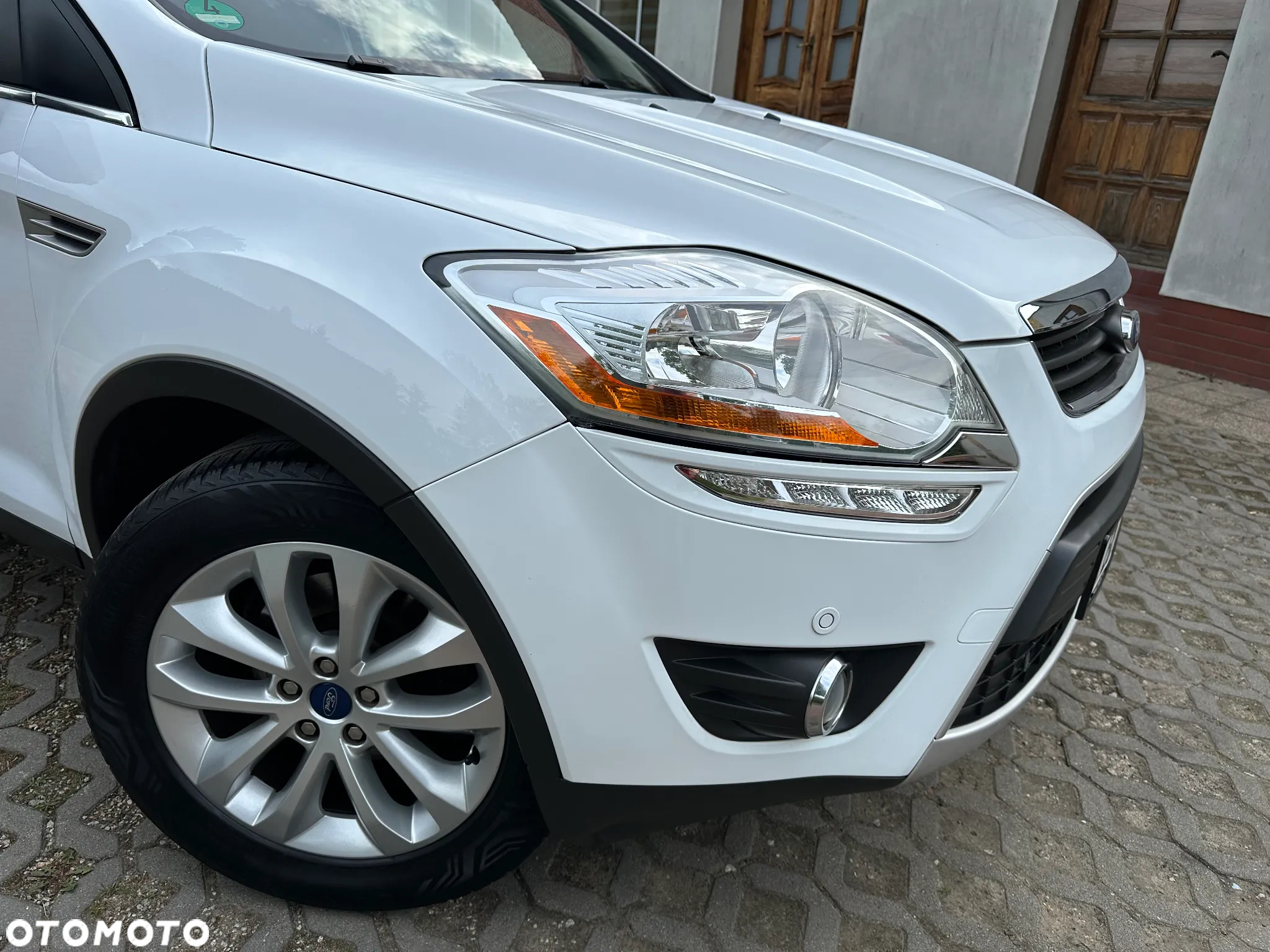 Ford Kuga 2.0 TDCi 4WD Titanium - 17