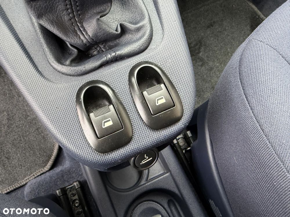 Peugeot 1007 75 Tendance - 10