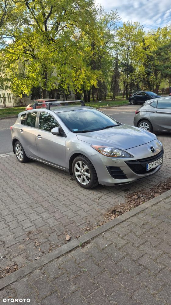 Mazda 3 1.6 Exclusive + - 4