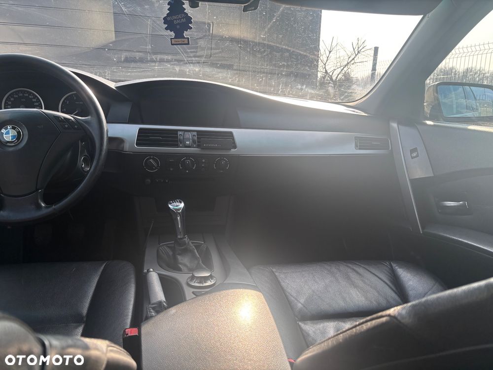 BMW Seria 5 - 17