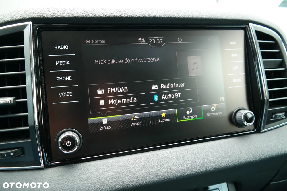 Skoda Karoq 1.5 TSI ACT GPF 4x2 Style DSG - 24