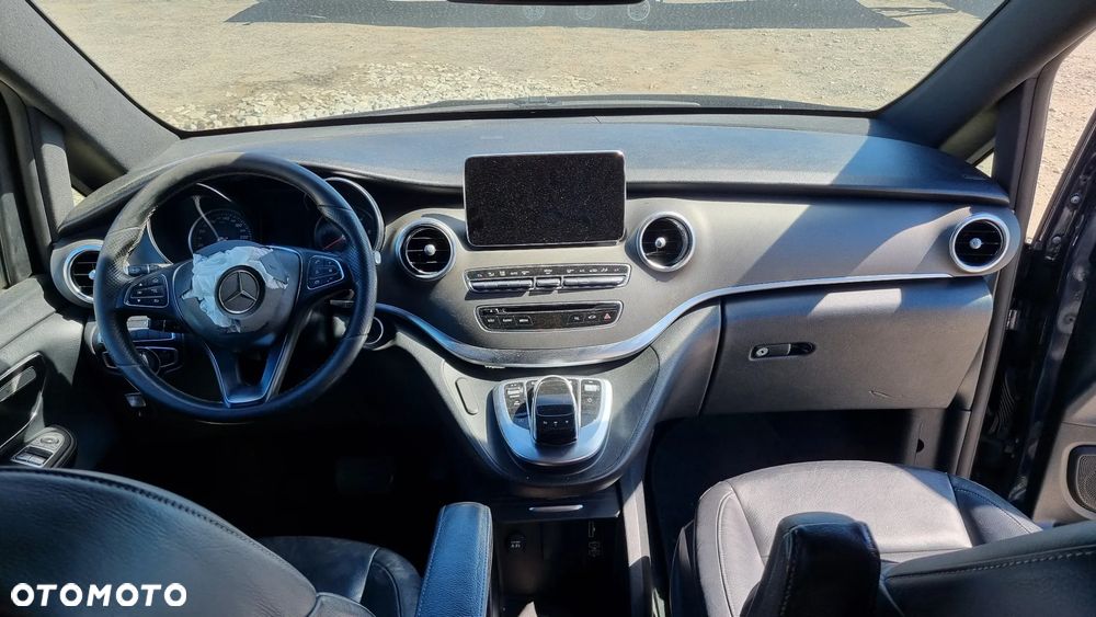 Mercedes-Benz Klasa V 250 (BlueTEC) d extralang 7G-TRONIC - 26