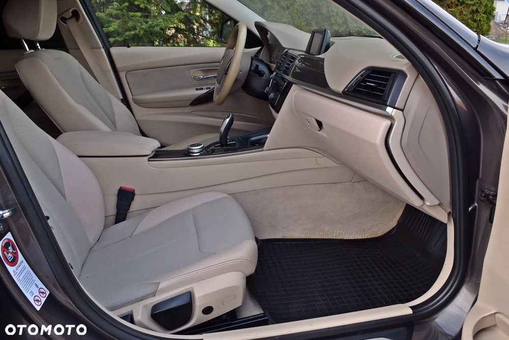 BMW Seria 3 - 18