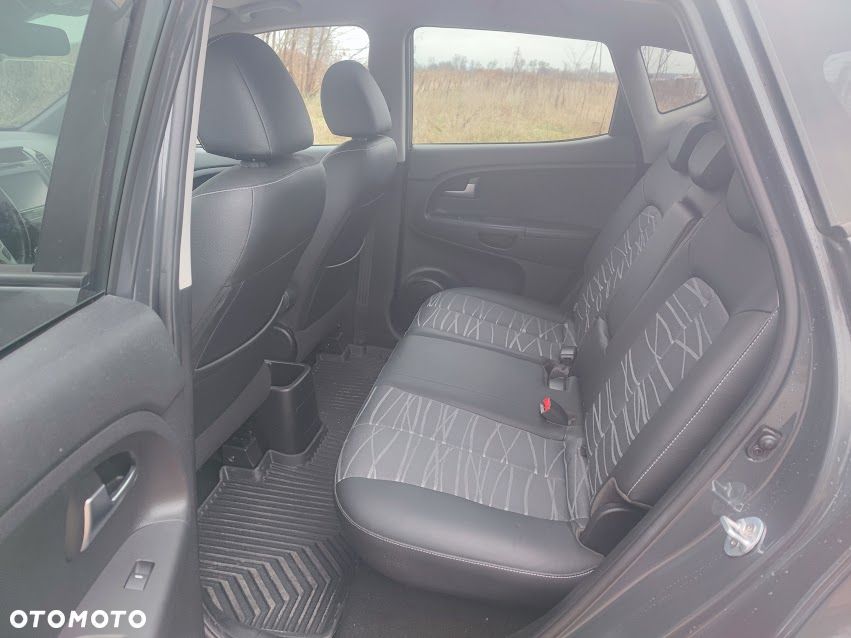 Kia Venga 1.6 Business Line - 15