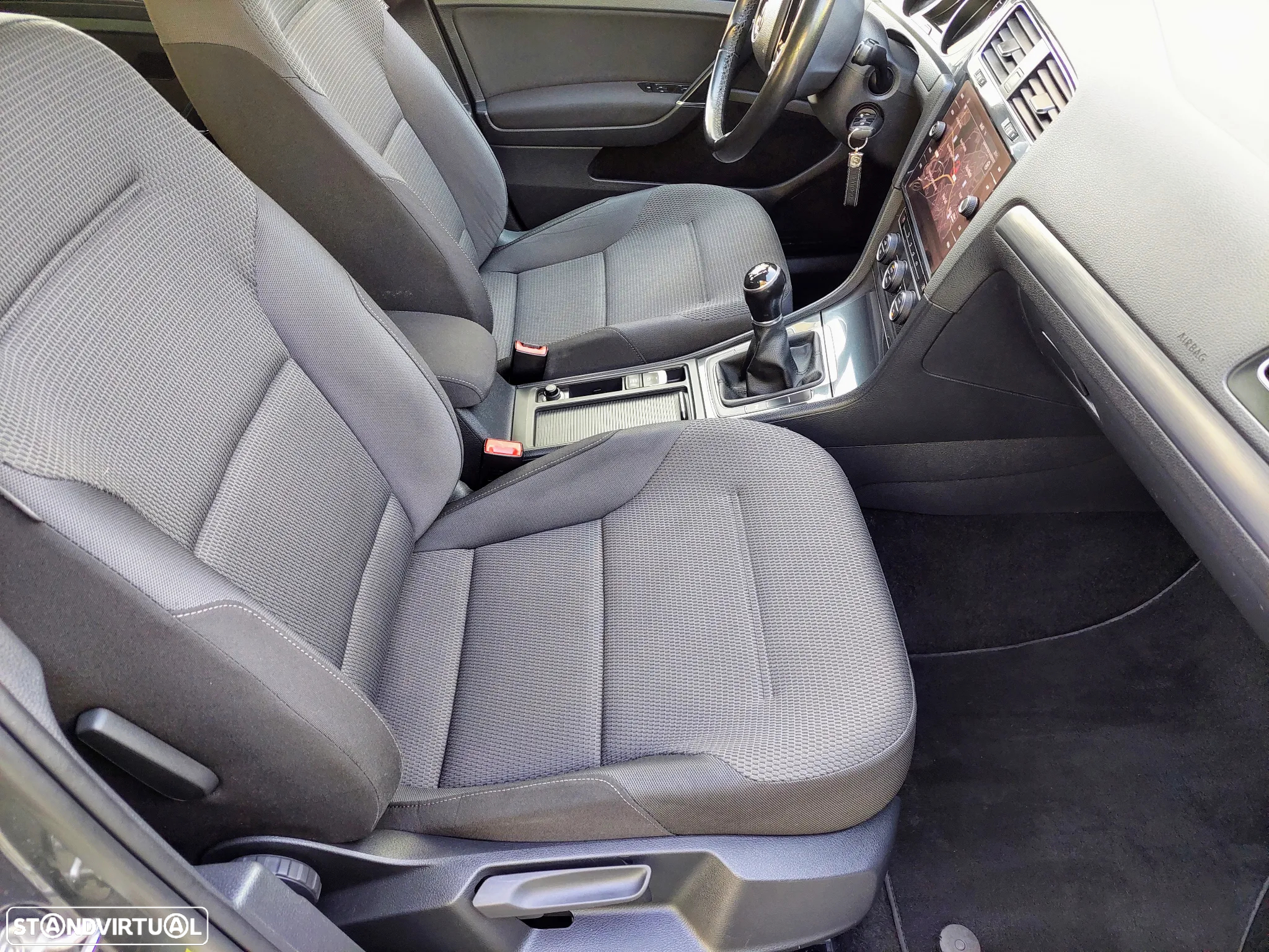 VW Golf 1.6 TDI Stream - 40
