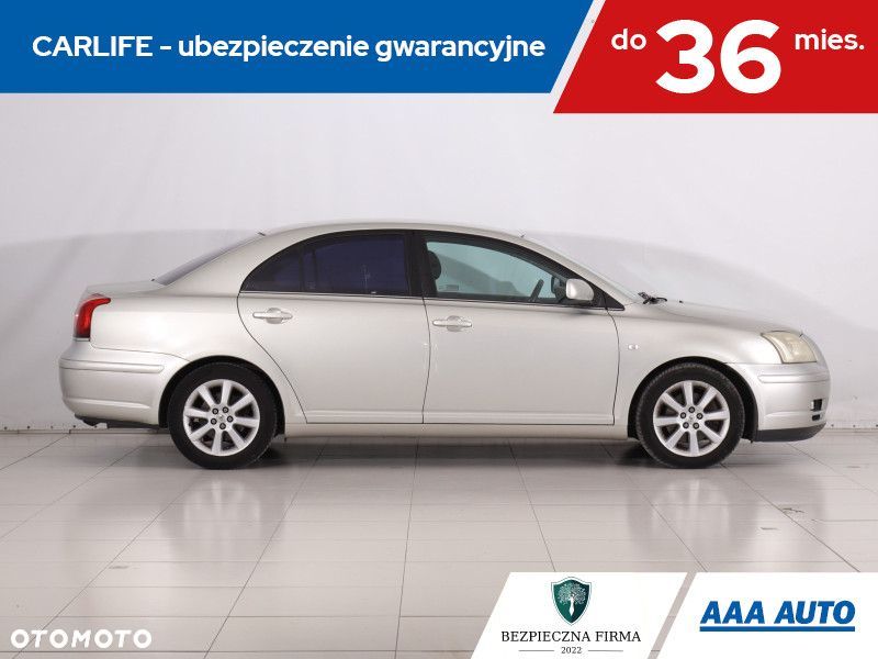 Toyota Avensis - 8