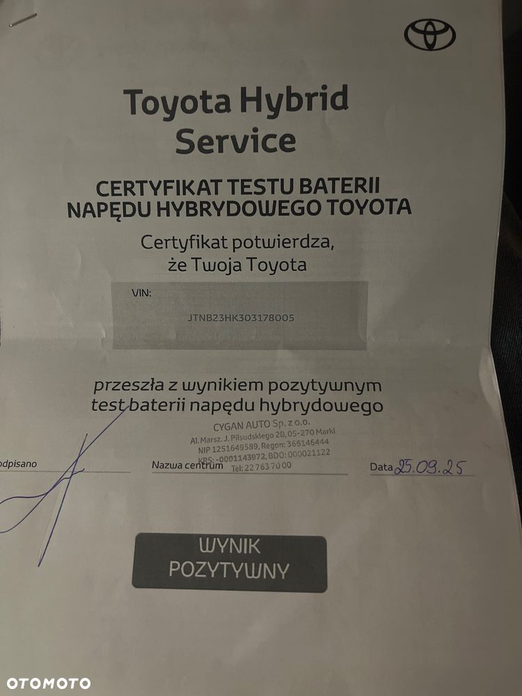 Toyota Camry - 12