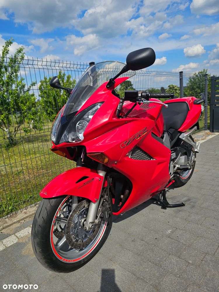 Honda VFR - 6