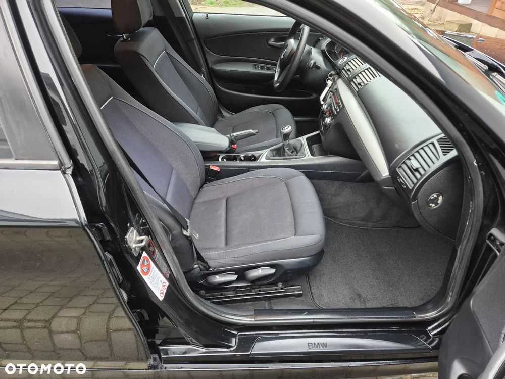 BMW Seria 1 116d Sport Line - 17