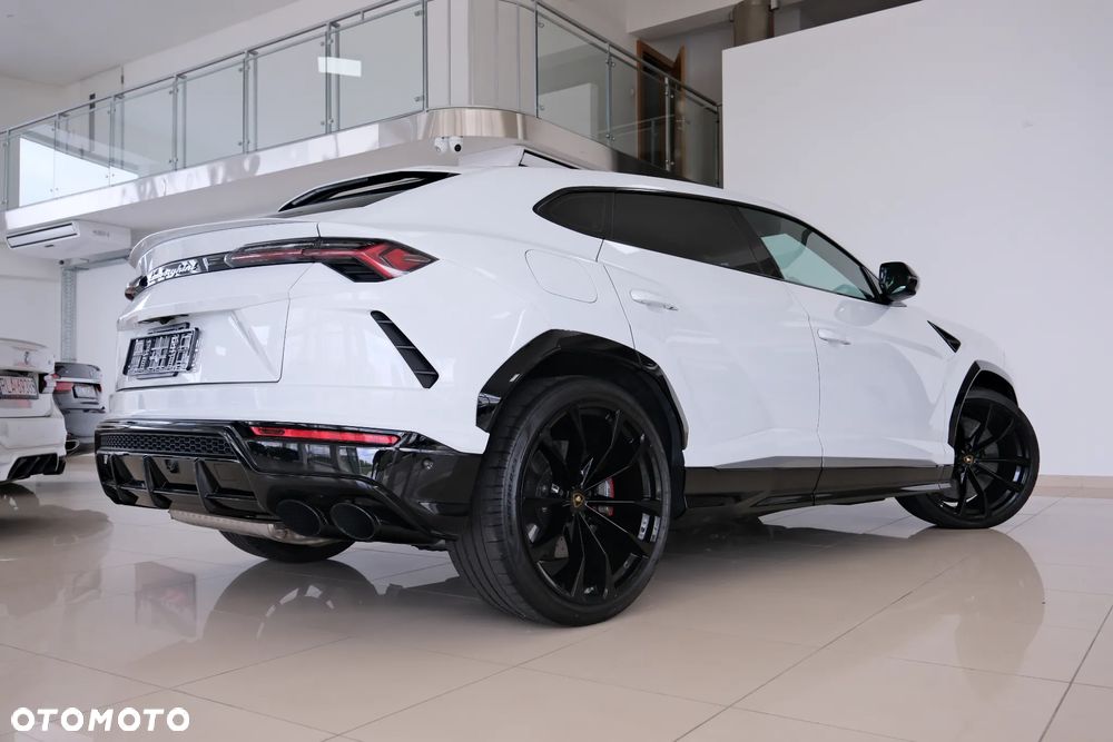 Lamborghini Urus - 20