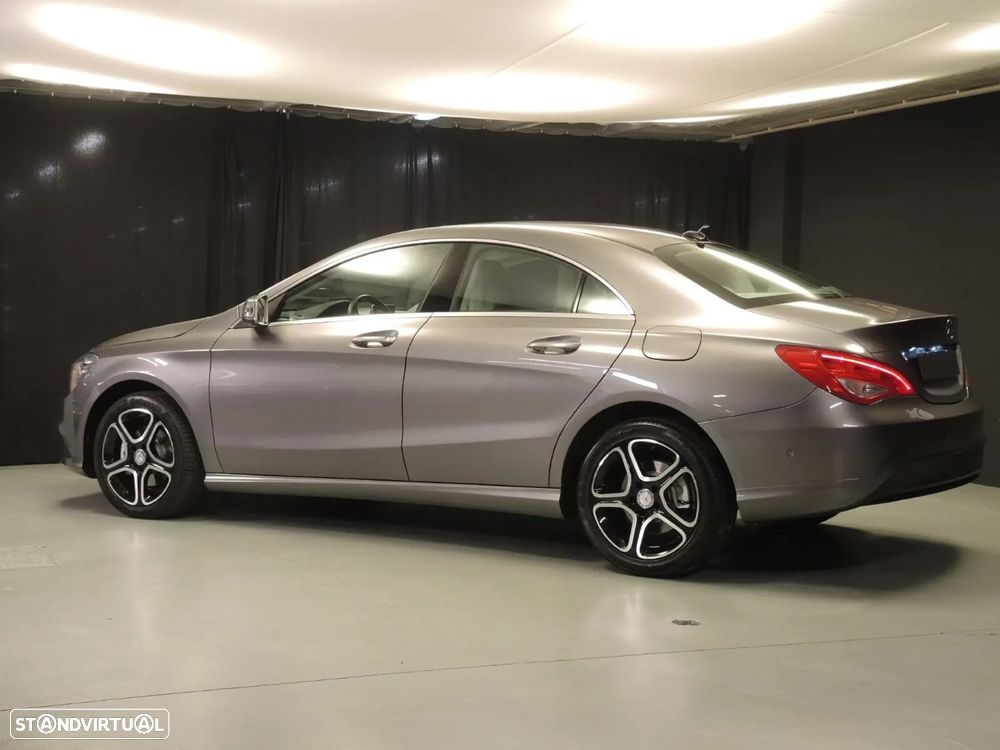 Mercedes-Benz CLA 180 (CDI) d Urban - 2