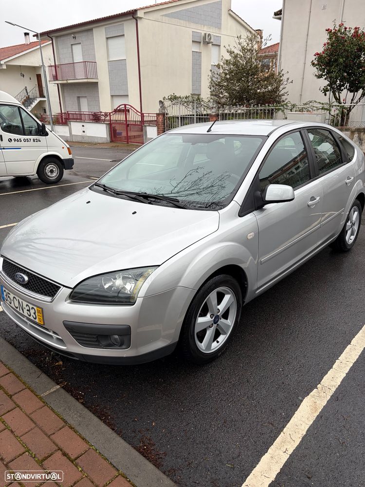 Ford Focus 1.4 16V Connection - 4