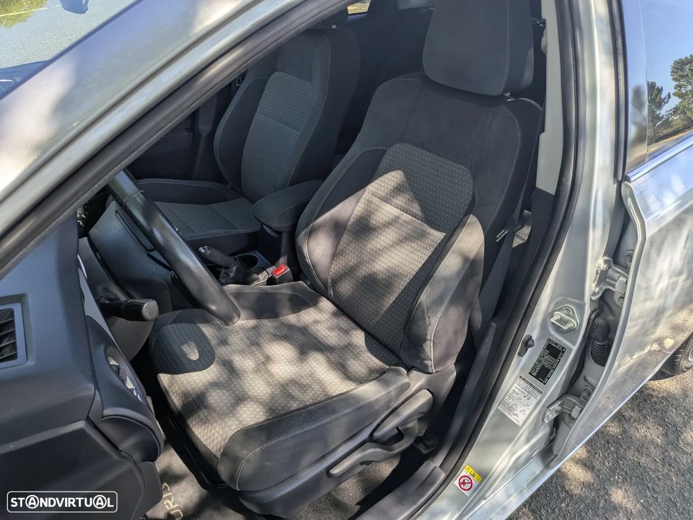 Toyota Auris 1.4 D-4D Comfort - 5
