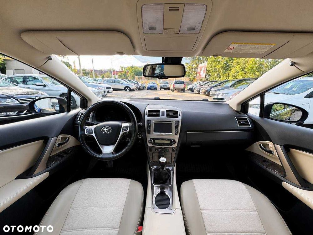 Toyota Avensis - 5