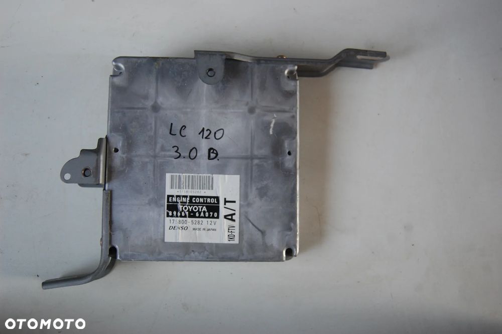 TOYOTA LAND CRUISER 120  - Komputer silnika 3,0 Diesel 89661-6A070 - 1
