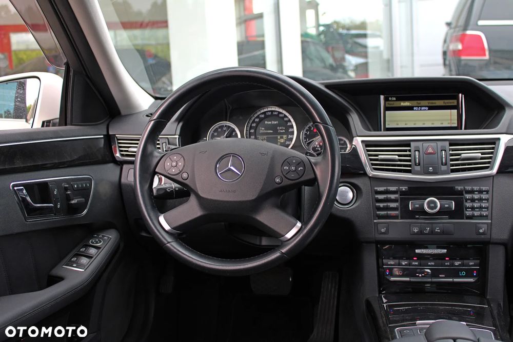 Mercedes-Benz Klasa E 350 Avantgarde - 17