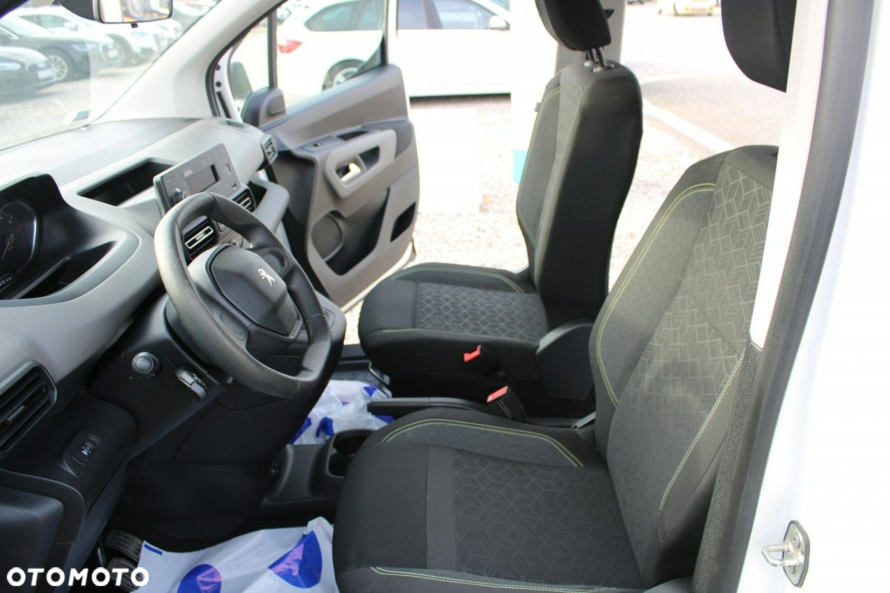 Peugeot Rifter - 18