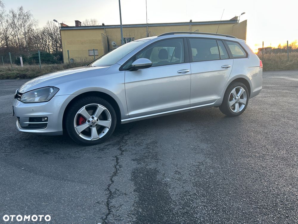 Volkswagen Golf - 32