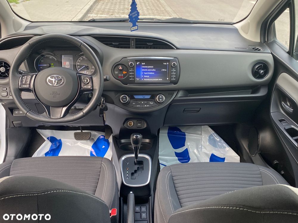 Toyota Yaris - 6
