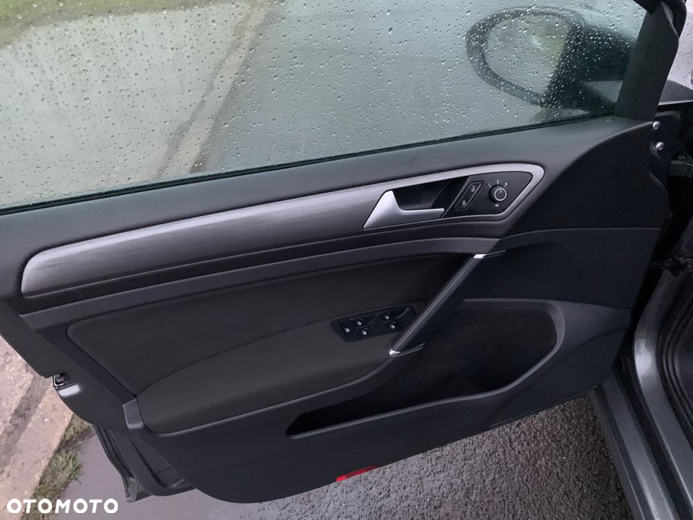 Volkswagen Golf 1.4 TSI BMT Highline - 11