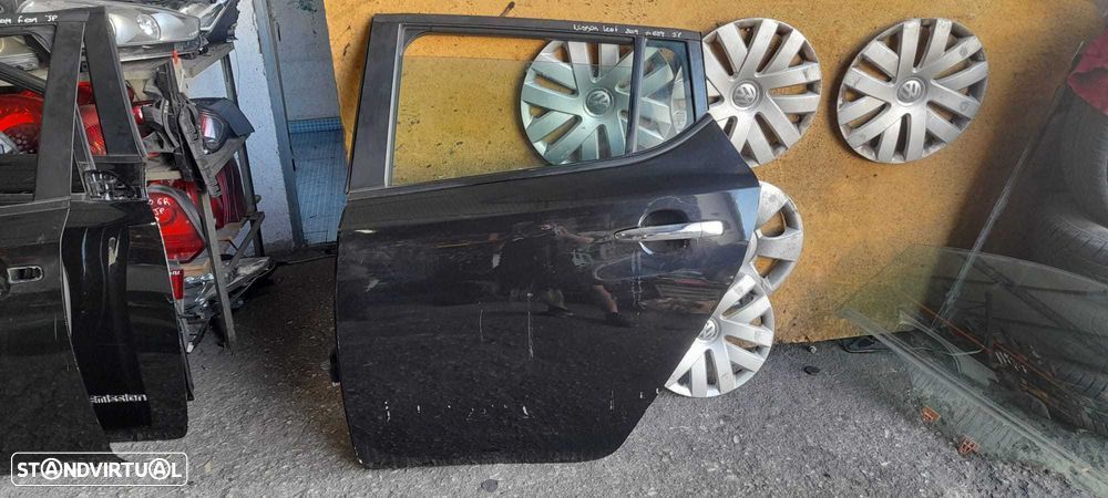 Porta tras esquerda nissan leaf de 2019 - 1