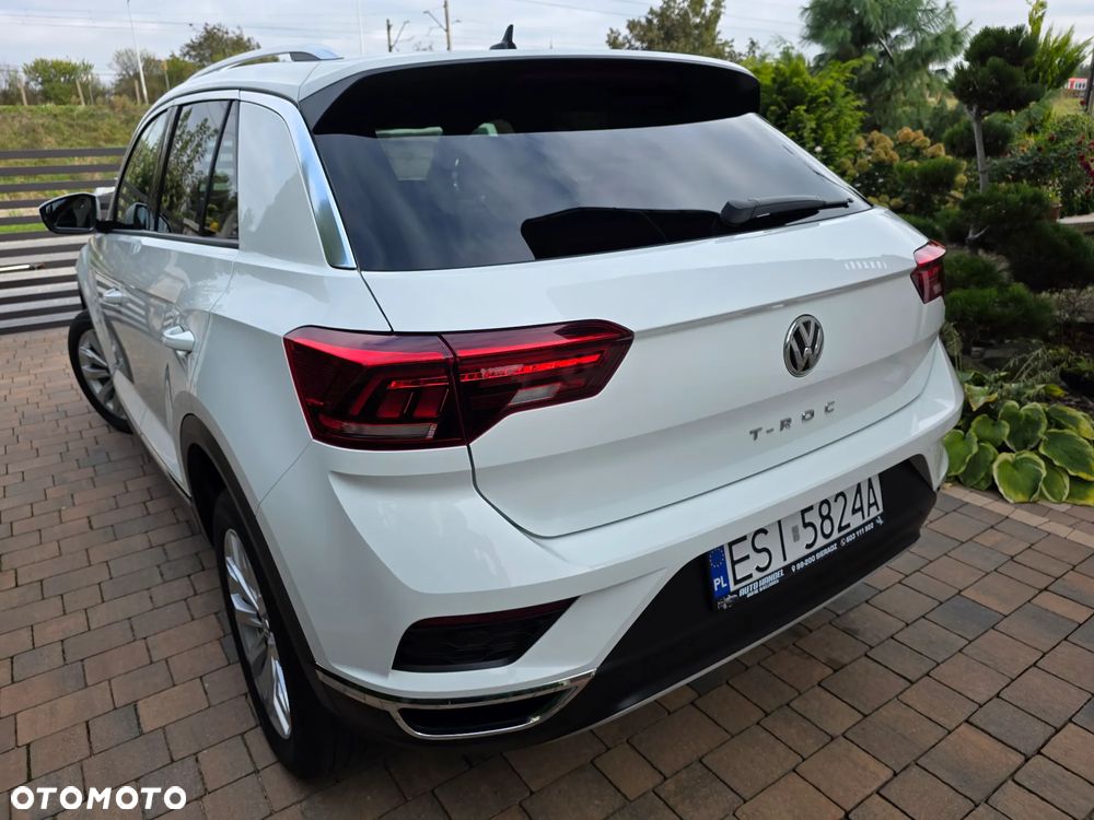 Volkswagen T-Roc - 17