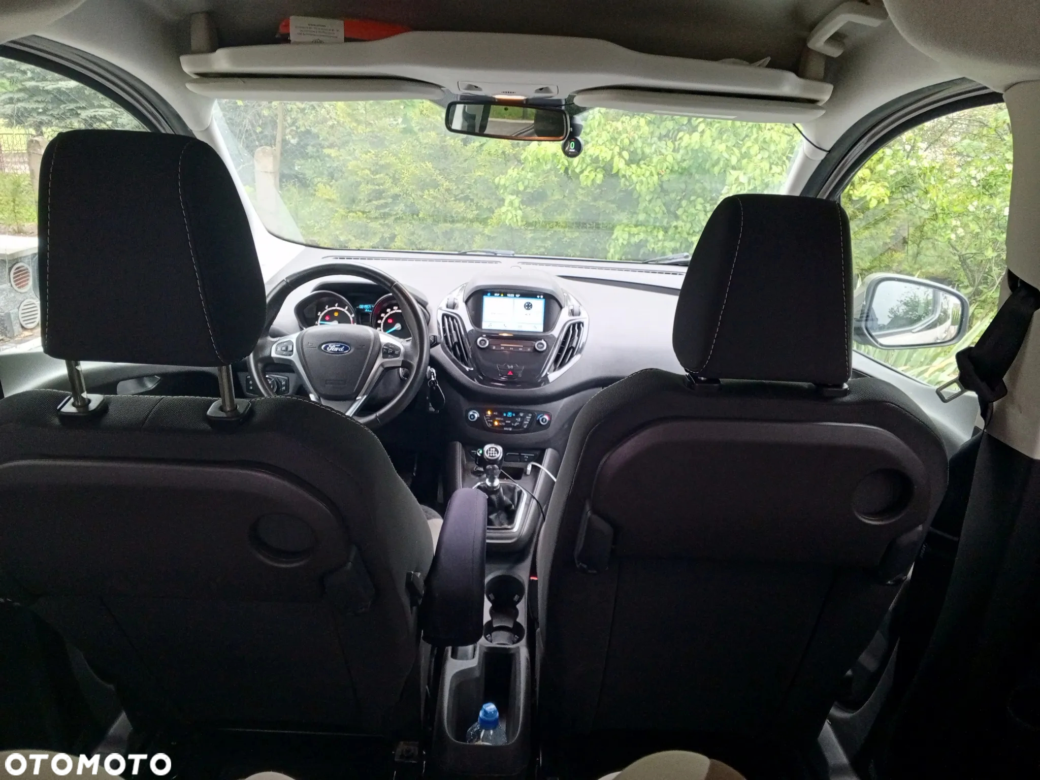 Ford Tourneo Courier 1.0 EcoBoost Titanium - 10