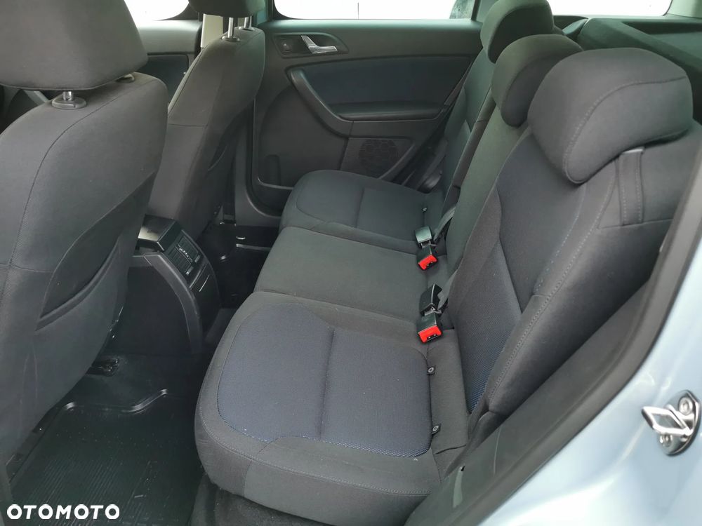 Skoda Yeti 1.8 TSI 4x4 Ambition PLUS EDITION - 9