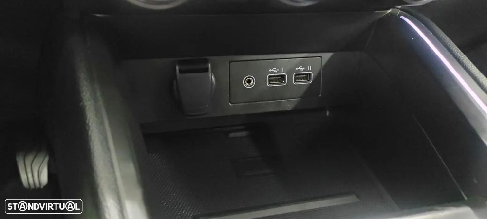 Renault Clio 1.0 TCe Techno - 34