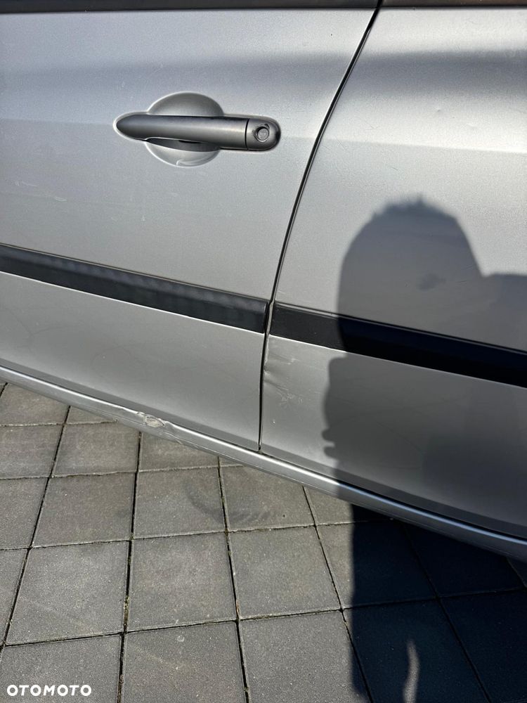 Renault Clio 1.2 16V All Inclusive - 5